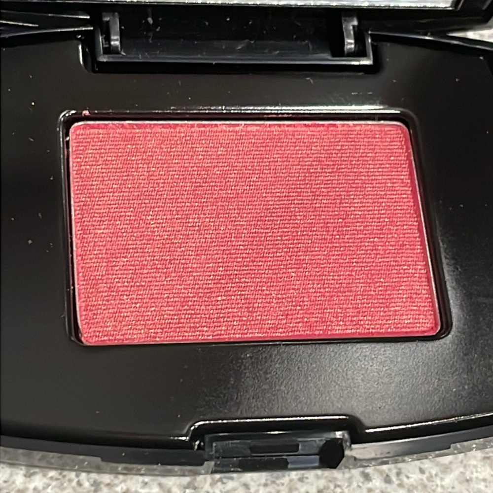 LANCÔME BLUSH SUBTIL delicate powder blush “EVERY DAY CORAL”